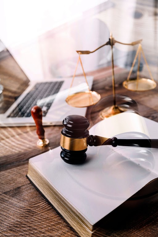 Melbourne Lawyers & Mediators cover image