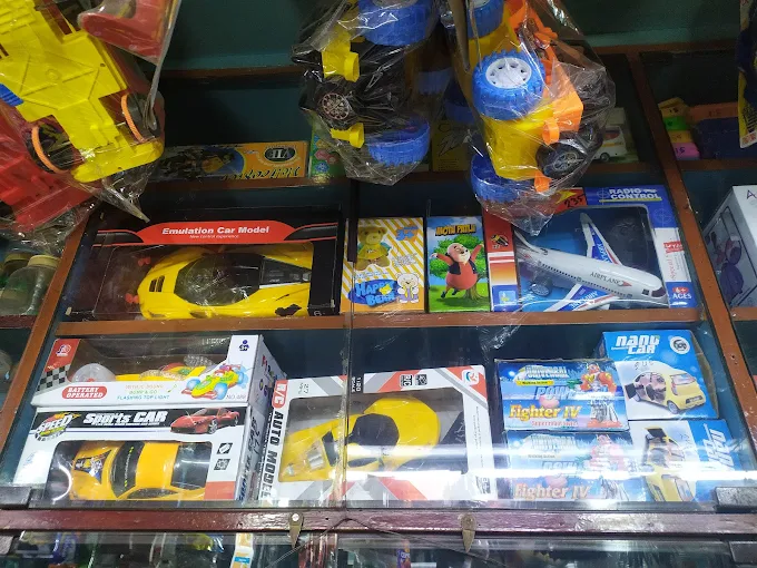 Busy Dollar Store photo